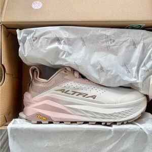Altra Women's Olympus 6 Taupe / Pink and White Trail Running Shoes